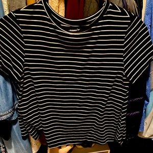 Old Navy Crop workout top